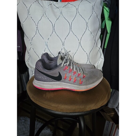 Nike Zoom Pegasus 33 Running Shoes Women Size 7 US Athletic Grey 831356-006 - Picture 6 of 11